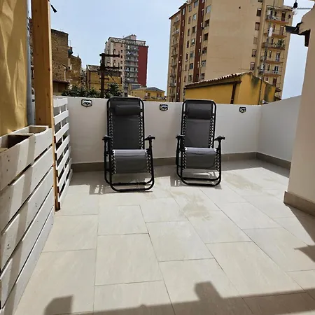 La Casa All'angolo Apartment
